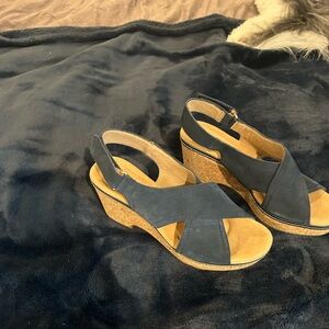 Clark’s Size 10 Women’s Blue Wedges Shoes